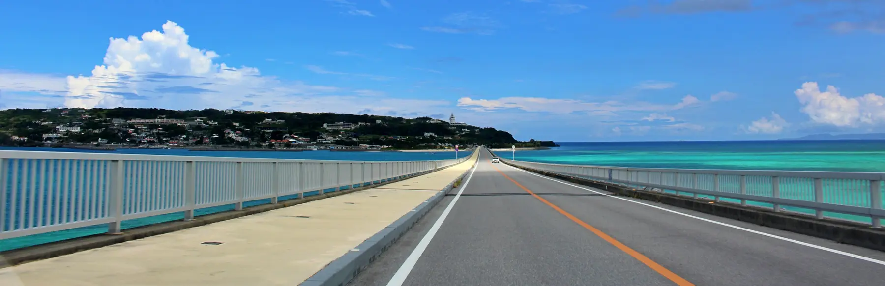 古宇利大橋からみた古宇利島